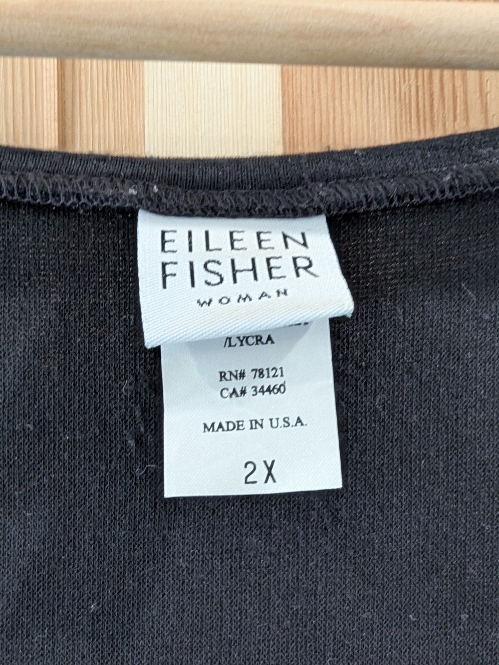 Eileen Fisher Black Scoop Neck Tank - Picture 4 of 7
